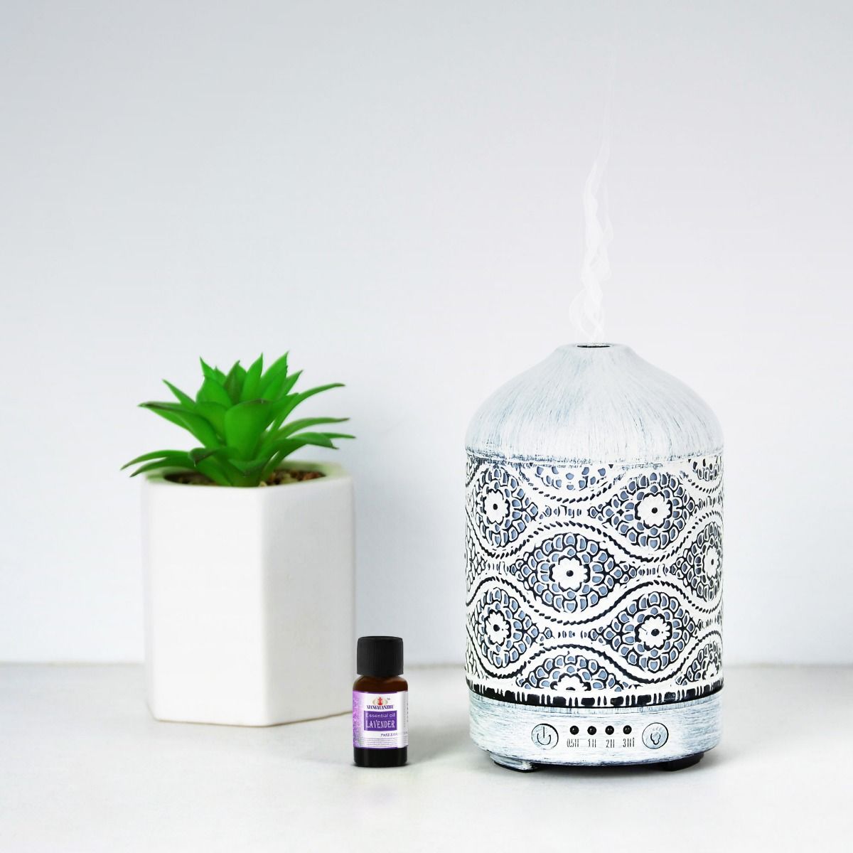 Vintage White Essential Oil and Aroma Diffuser - 100ml